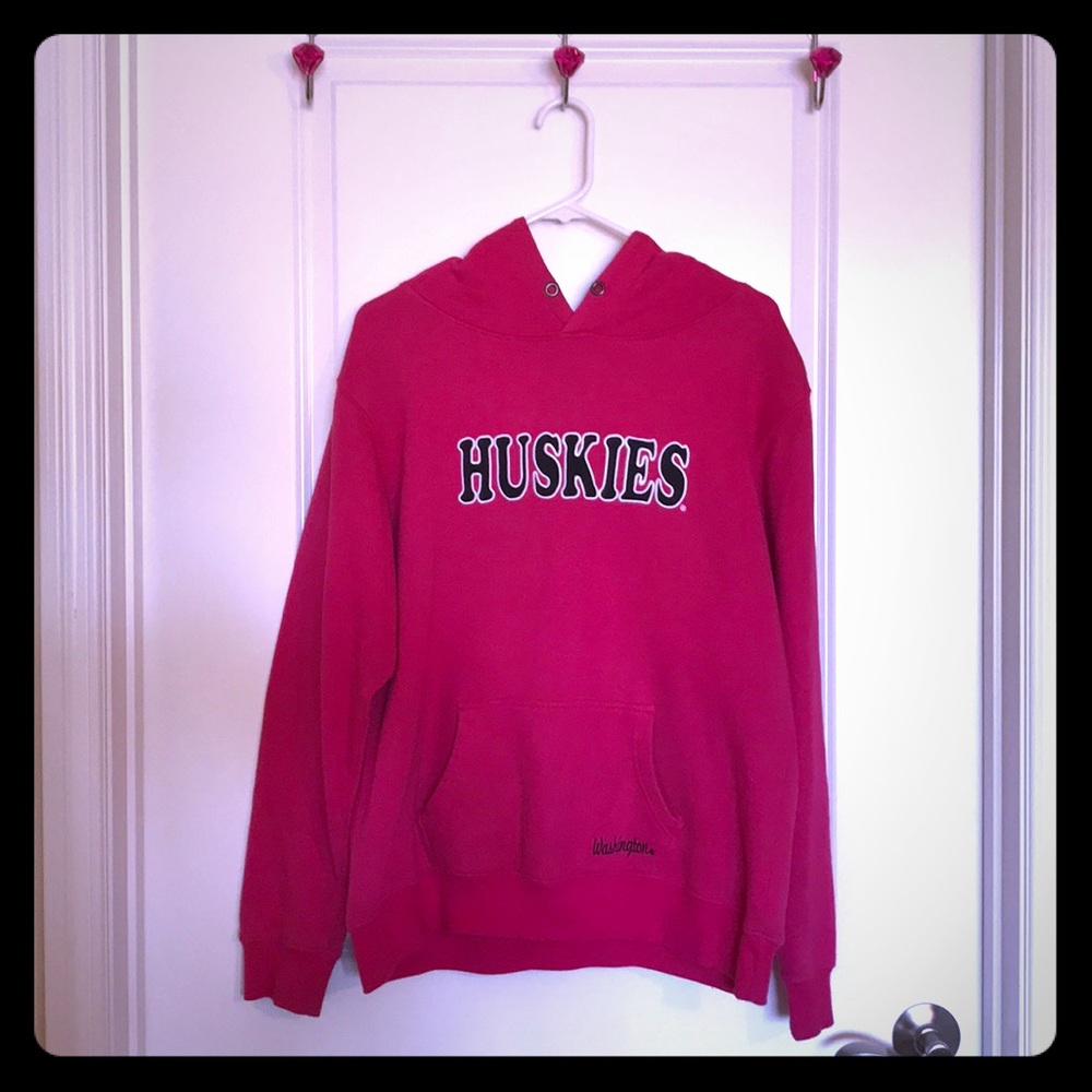 Bright pink UW Huskies sweatshirt hoodie!